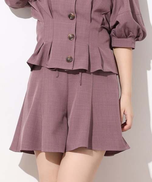 one after another NICE CLAUP（ワンアフターアナザーナイスクラップ）の「フレア麻風ショートパンツ（その他パンツ・レディース・ベージュ/ダークパープル/ラベンダー/テラコッタ・FREE）」の3枚目の写真