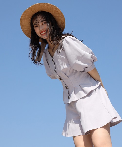 one after another NICE CLAUP（ワンアフターアナザーナイスクラップ）の「フレア麻風ショートパンツ（その他パンツ・レディース・ベージュ/ダークパープル/ラベンダー/テラコッタ・FREE）」の17枚目の写真