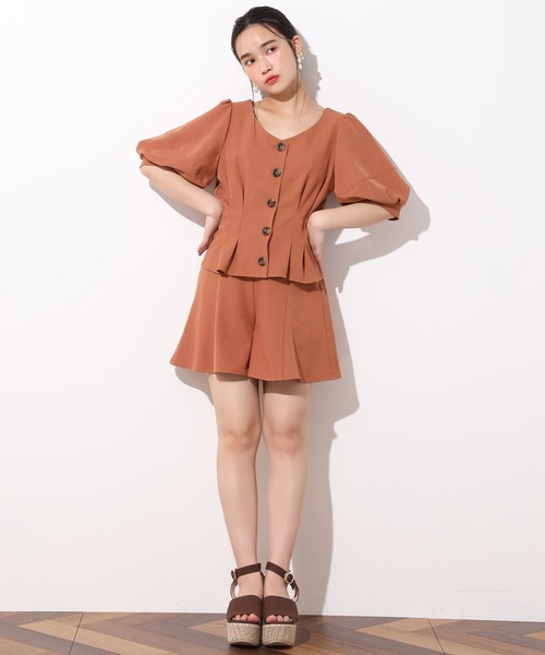 one after another NICE CLAUP（ワンアフターアナザーナイスクラップ）の「フレア麻風ショートパンツ（その他パンツ・レディース・ベージュ/ダークパープル/ラベンダー/テラコッタ・FREE）」の21枚目の写真