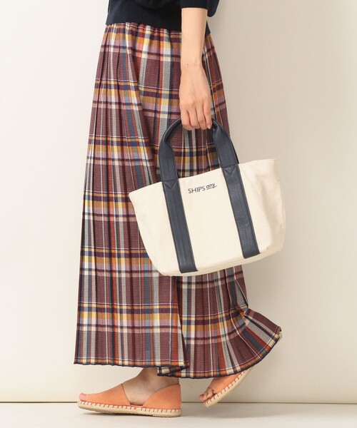 SHIPS any（シップス エニィ）の「SHIPS any:2WAYトート（トートバッグ・レディース・シルバー/オフホワイト/ネイビー/ブラック/ベージュ・ONE SIZE）」の4枚目の写真