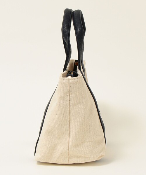 SHIPS any（シップス エニィ）の「SHIPS any:2WAYトート（トートバッグ・レディース・シルバー/オフホワイト/ネイビー/ブラック/ベージュ・ONE SIZE）」の7枚目の写真