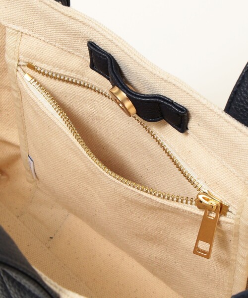 SHIPS any（シップス エニィ）の「SHIPS any:2WAYトート（トートバッグ・レディース・シルバー/オフホワイト/ネイビー/ブラック/ベージュ・ONE SIZE）」の13枚目の写真