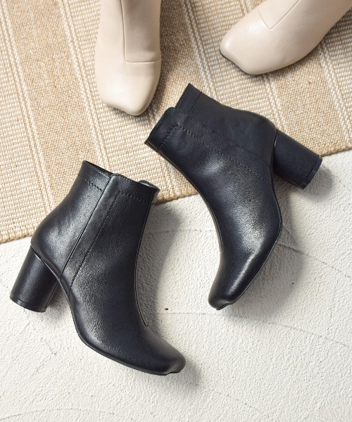 シューズ ブーツお米トゥショートブーツ 円柱ヒール ブーツ Tukn トゥクン のファッション