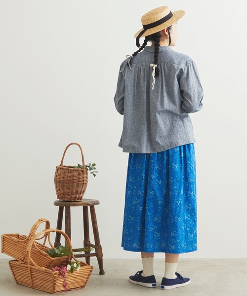 chambre de charme（シャンブルドゥシャーム）の「cdc 綿麻シャンブレー　ちび衿ブラウス（シャツ/ブラウス・レディース・ダークブラウン/ネイビー/サックスブルー・FREE）」の19枚目の写真