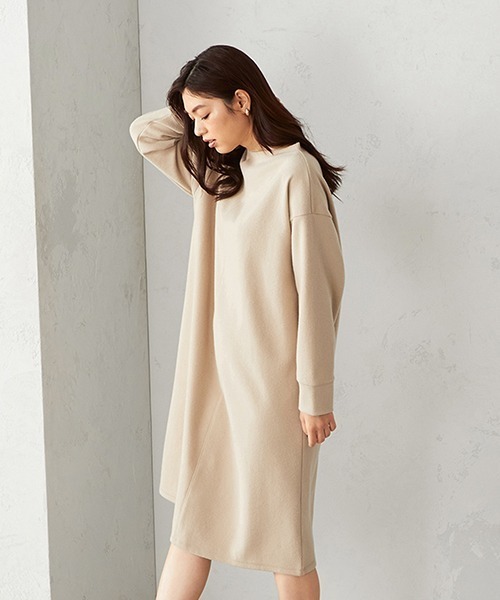 COMME CA ISM(コムサイズム)の「ボトルネック ワンピース(ワンピース・レディース・ライトグレー/ブラック/ベージュ・MEDIUM/LARGE)」の18枚目の写真