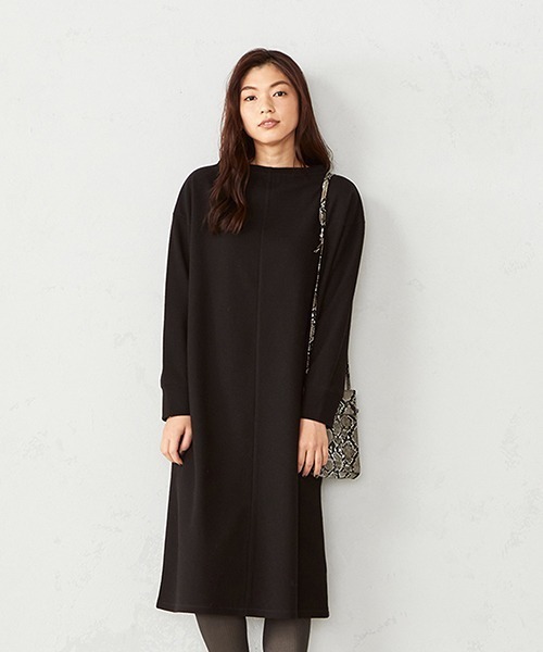 COMME CA ISM(コムサイズム)の「ボトルネック ワンピース(ワンピース・レディース・ライトグレー/ブラック/ベージュ・MEDIUM/LARGE)」の13枚目の写真