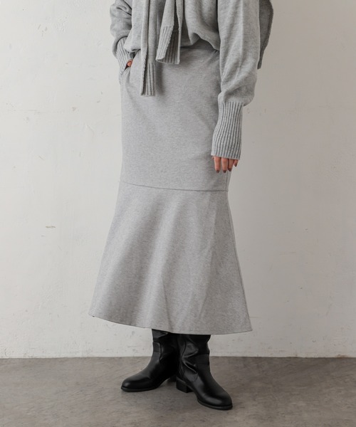 natural couture（ナチュラルクチュール）の「やわらかほっこりカラーマーメイドスカート（スカート・レディース・アイボリー/ベージュ/ブルー/グレー・FREE）」の3枚目の写真