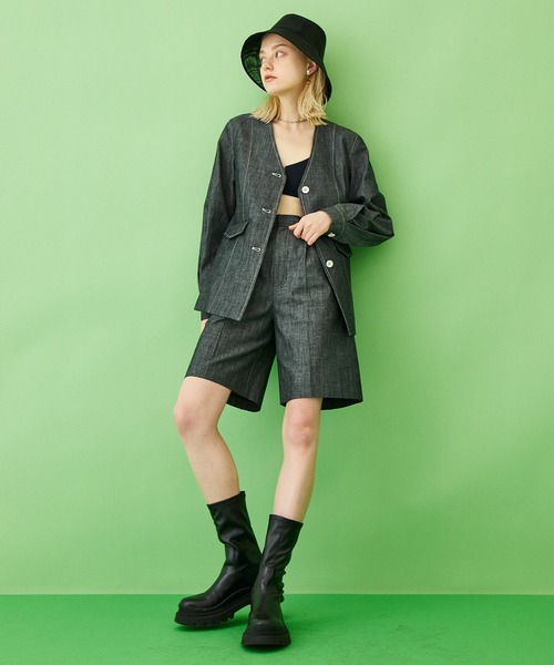 INella(イネラ)の「【INella(イネラ)】スラブダンガリーノーカラージャケット(ノーカラージャケット・レディース・ブラック/オリーブ・FREE)」の22枚目の写真