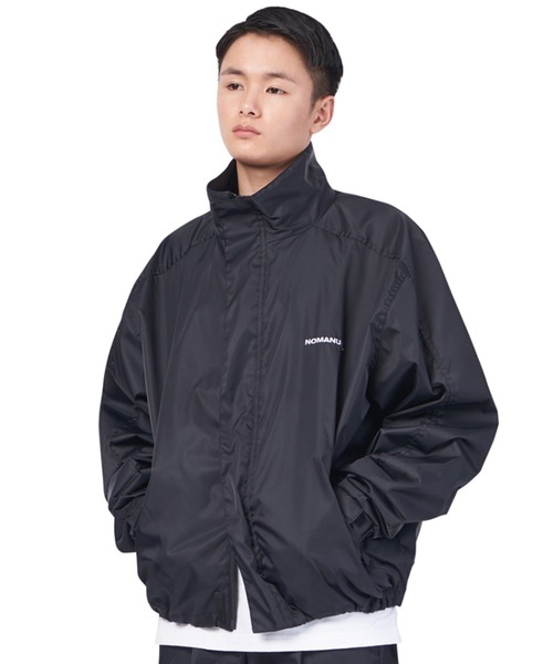 NOMANUAL（NOMANUAL）の「【NOMANUAL】FD WINDBREAKER JACKET / ノーマニュアル FD ウィンドブレーカー ナイロン ジャケット セットアップ（ナイロンジャケット・メンズ・ブラック/グレー・LARGE/MEDIUM）」の2枚目の写真