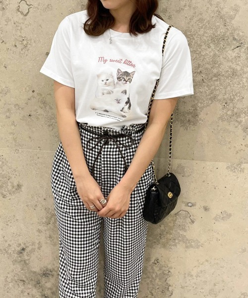 apres jour（アプレジュール）の「アソートプリントTシャツ【ZOZOTOWN限定アイテム】（Tシャツ/カットソー・レディース・アイボリー/ライトピンク/オフホワイト/ホワイト系その他/クリーム/ホワイト系その他2/ブルー/ピンク系その他・X-LARGE/フリー）」の3枚目の写真