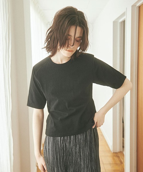 ETRE TOKYO（エトレトウキョウ）の「ショルダーパットネップTEE