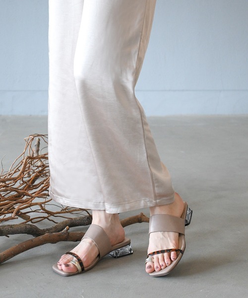 NOFALL（ノーフォール）の「アシメベルトクリアヒールサンダル（サンダル・レディース・ホワイト系その他/ブラック系その他/ブラウン系その他/ベージュ系その他・LL/3L/SS/S/M/L）」の4枚目の写真