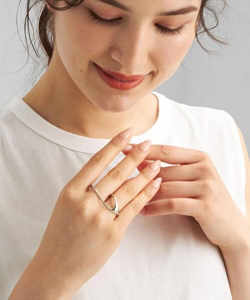 green label relaxing(グリーンレーベルリラクシング)の「FM メタル 2ホール リング(リング・レディース・シルバー/ゴールド・FREE)」の2枚目の写真