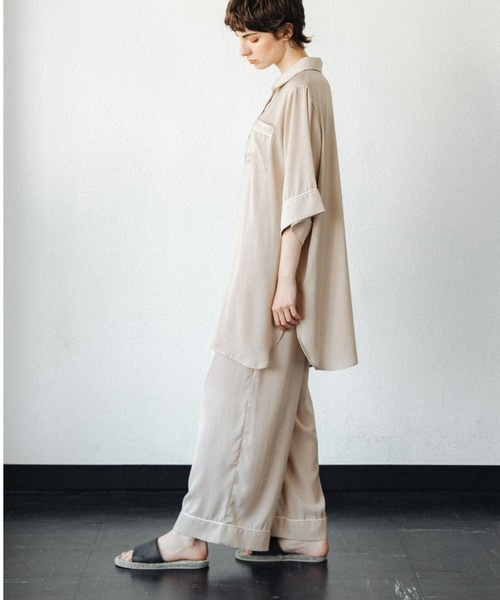 ACCL（エーシーシーエル）の「パイピング　リラックスワイドパンツ（その他パンツ・レディース・ピンク/ベージュ/グリーン/グレー・FREE）」の22枚目の写真