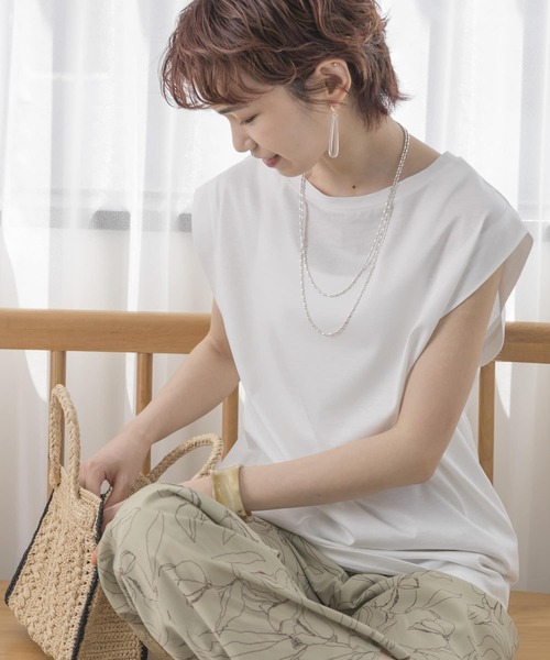 URBAN RESEARCH(アーバンリサーチ)の「ペルビアンコットンノースリーブカットソー(Tシャツ/カットソー・レディース・キャメル/ブラック/ホワイト/グレー系その他・FREE)」の15枚目の写真