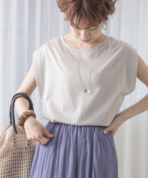 URBAN RESEARCH(アーバンリサーチ)の「ペルビアンコットンノースリーブカットソー(Tシャツ/カットソー・レディース・キャメル/ブラック/ホワイト/グレー系その他・FREE)」の21枚目の写真