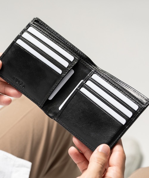 MURA(ムラ)の「やぎ革レザー 隠しポケット付 スリム 二つ折り財布 お札入れ(札入れ/マネークリップ・メンズ・ブラック/ブラウン・FREE)」の10枚目の写真