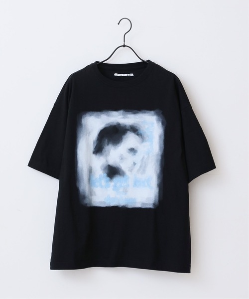 417 EDIFICE（フォーワンセブンエディフィス）の「◆【MUSIC ROOM / ミュージックルーム】 FACE ART TEE（Tシャツ/カットソー・メンズ・ホワイト/ブラック・MEDIUM/LARGE）」の14枚目の写真