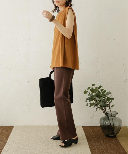 URBAN RESEARCH DOORS（アーバンリサーチドアーズ）の「タックショルダーカットソー（Tシャツ/カットソー・レディース・ブラック/ブラウン系その他/ベージュ系その他・ONE）」の10枚目の写真