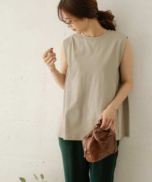 URBAN RESEARCH DOORS（アーバンリサーチドアーズ）の「タックショルダーカットソー（Tシャツ/カットソー・レディース・ブラック/ブラウン系その他/ベージュ系その他・ONE）」の12枚目の写真