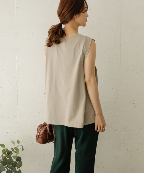 URBAN RESEARCH DOORS（アーバンリサーチドアーズ）の「タックショルダーカットソー（Tシャツ/カットソー・レディース・ブラック/ブラウン系その他/ベージュ系その他・ONE）」の14枚目の写真