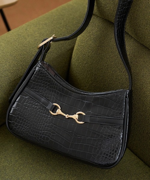 earth music&ecology（アースミュージックアンドエコロジー）の「ワンハンドルビットショルダーバッグ ＊（ショルダーバッグ・レディース・ブラウン/ダークグリーン/ブラック・FREE）」の2枚目の写真