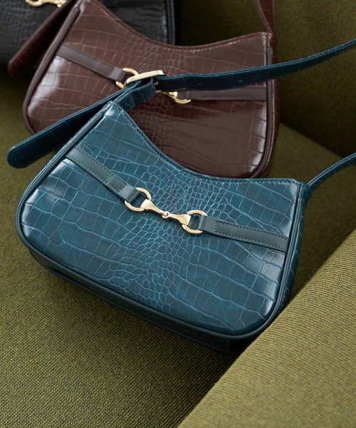 earth music&ecology（アースミュージックアンドエコロジー）の「ワンハンドルビットショルダーバッグ ＊（ショルダーバッグ・レディース・ブラウン/ダークグリーン/ブラック・FREE）」の3枚目の写真