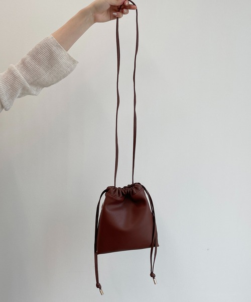 CAPRICIEUX LE'MAGE(カプリシューレマージュ)の「カウレザードロストバッグ(ショルダーバッグ・レディース・ブラウン/ピンク・ONE SIZE)」の4枚目の写真