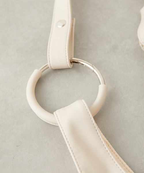 Chico（チコ）の「【新色追加】3wayリングショッパーバック（ハンドバッグ・レディース・アイボリー/ブラック/カーキ/ベージュ/ブラウン系その他2・FREE）」の11枚目の写真