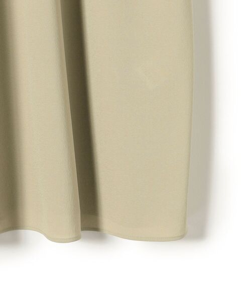 SHIPS Days(シップスデイズ)の「SHIPS Days:ロングスリーブギャザーワンピース(ワンピース・レディース・ダークグレー/ベージュ・ONE SIZE)」の7枚目の写真