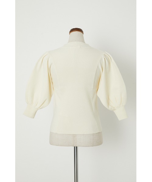 SLY(スライ)の「SQUARE ARM PUFF SLEEVE TOPS スクエアアーム パフスリーブ トップス(ニット/セーター・レディース・ブラック/ブラウン/オフホワイト/ライトグリーン・FREE)」の5枚目の写真