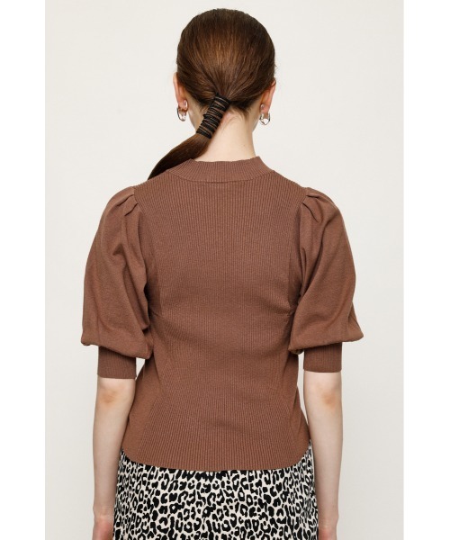 SLY(スライ)の「SQUARE ARM PUFF SLEEVE TOPS スクエアアーム パフスリーブ トップス(ニット/セーター・レディース・ブラック/ブラウン/オフホワイト/ライトグリーン・FREE)」の18枚目の写真