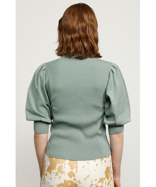 SLY(スライ)の「SQUARE ARM PUFF SLEEVE TOPS スクエアアーム パフスリーブ トップス(ニット/セーター・レディース・ブラック/ブラウン/オフホワイト/ライトグリーン・FREE)」の22枚目の写真