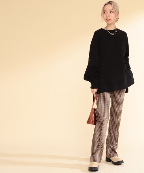 Ray BEAMS（レイビームス）の「【WEB限定】Ray BEAMS / スウェット ビッグ クルーネック プルオーバー（スウェット・レディース・ベージュ/ブラック/ライトブルー・ONE SIZE）」の6枚目の写真