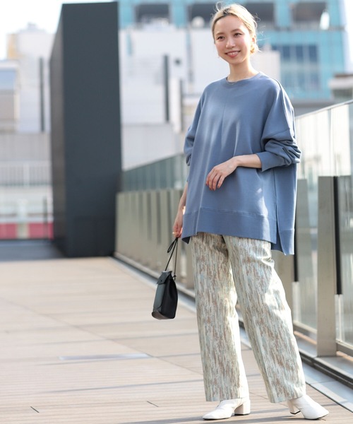 Ray BEAMS（レイビームス）の「【WEB限定】Ray BEAMS / スウェット ビッグ クルーネック プルオーバー（スウェット・レディース・ベージュ/ブラック/ライトブルー・ONE SIZE）」の22枚目の写真