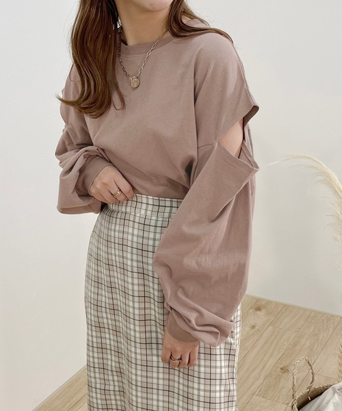 apres jour clair（アプレジュールクレア）の「【apres jour clair】肩あきロンT【ZOZOTOWN限定アイテム】（Tシャツ/カットソー・レディース・アイボリー/モカ/ベージュ・フリー/X-LARGE）」の2枚目の写真