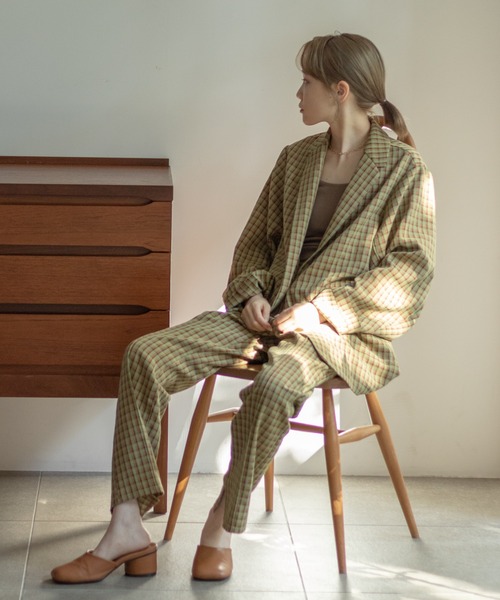 Kastane(カスタネ)の「チェックSETUPピンタックパンツ(スラックス・レディース・パープル/グリーン・1/2)」の5枚目の写真