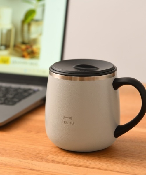 BRUNO(ブルーノ)の「蓋つきステンレスマグ short(グラス/マグカップ/タンブラー・レディース・ピンク/グレー系その他/グレイッシュベージュ/グリーン/ブラウン/グレー/アイボリー・フリ-)」の1枚目の写真