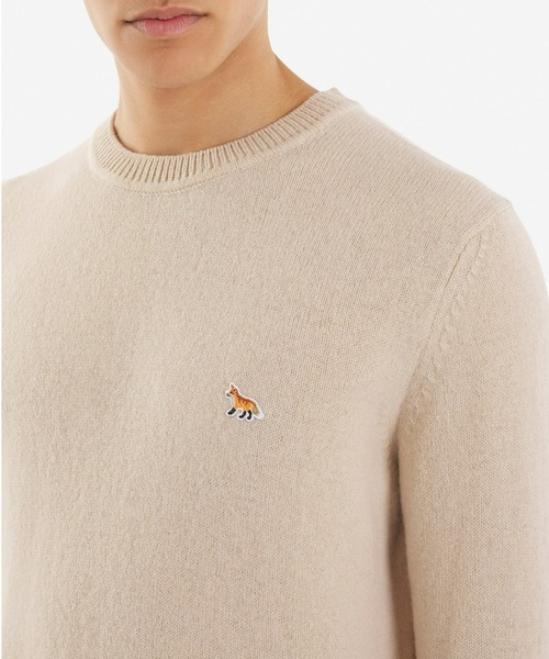 Maison Kitsune(メゾンキツネ)の「BABY FOX PATCH COSY R-NECK PULLOVER(ニット/セーター・メンズ・ネイビー/ダークグレー/ブラック/ベージュ・S/M/L/XL/XS)」の13枚目の写真