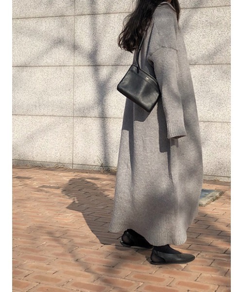Ritzy（リッツィー）の「オーバーサイズ ロング丈 ニットカーディガン（カーディガン/ボレロ・レディース・ブラック/グレー・FREE）」の8枚目の写真