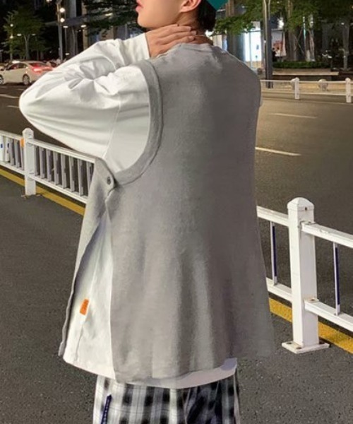 Mimma/Mimaa（ミマ）の「【Mimma/Mimaa】シンプルニットベスト（ベスト・メンズ・ブラック/ベージュ/グレー・FREE）」の4枚目の写真