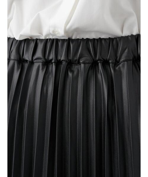 earth music&ecology（アースミュージックアンドエコロジー）の「フェイクレザープリーツスカート　＊（スカート・レディース・ブラック/ライトブラウン・FREE）」の5枚目の写真