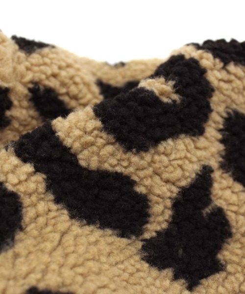 RNA（アールエヌエー）の「C0742 ボアコンビＭＡ－１コート（モッズコート・レディース・ブラック/カーキ/レオパード・MEDIUM）」の5枚目の写真