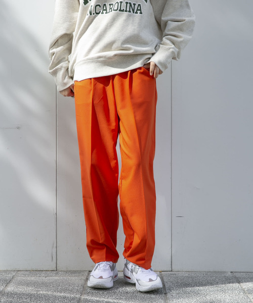 UR Lab.（アーバンリサーチラボ）の「カラフルテーパードパンツ（その他パンツ・レディース・ブルー/パープル系その他/オレンジ/ベージュ系その他/カーキ/ボルドー/ブラック/グリーン/ロイヤルブルー・MEDIUM/SMALL）」の9枚目の写真