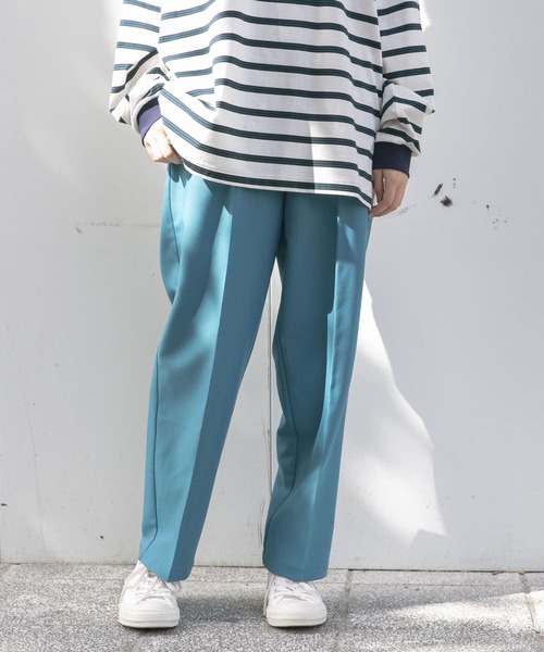 UR Lab.（アーバンリサーチラボ）の「カラフルテーパードパンツ（その他パンツ・レディース・ブルー/パープル系その他/オレンジ/ベージュ系その他/カーキ/ボルドー/ブラック/グリーン/ロイヤルブルー・MEDIUM/SMALL）」の5枚目の写真