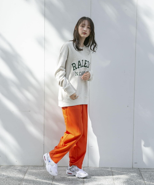 UR Lab.（アーバンリサーチラボ）の「カラフルテーパードパンツ（その他パンツ・レディース・ブルー/パープル系その他/オレンジ/ベージュ系その他/カーキ/ボルドー/ブラック/グリーン/ロイヤルブルー・MEDIUM/SMALL）」の11枚目の写真
