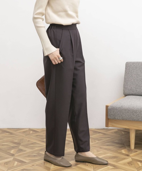 UR Lab.（アーバンリサーチラボ）の「カラフルテーパードパンツ（その他パンツ・レディース・ブルー/パープル系その他/オレンジ/ベージュ系その他/カーキ/ボルドー/ブラック/グリーン/ロイヤルブルー・MEDIUM/SMALL）」の16枚目の写真