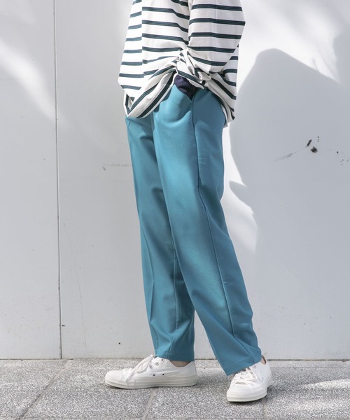 UR Lab.（アーバンリサーチラボ）の「カラフルテーパードパンツ（その他パンツ・レディース・ブルー/パープル系その他/オレンジ/ベージュ系その他/カーキ/ボルドー/ブラック/グリーン/ロイヤルブルー・MEDIUM/SMALL）」の20枚目の写真