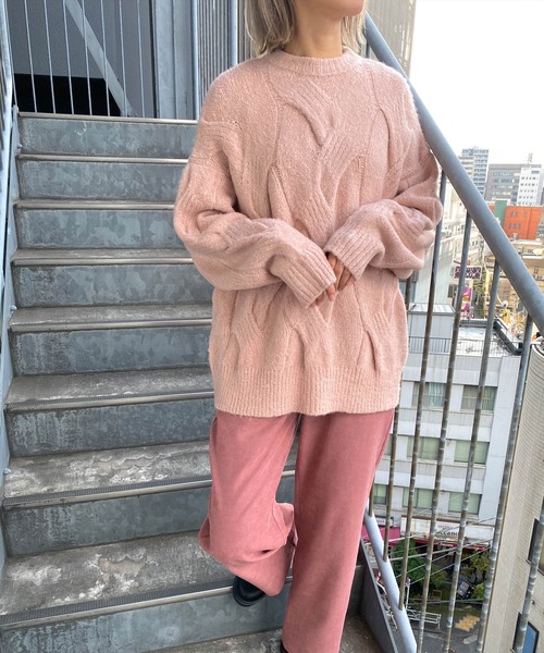 MLI'A（エムリア）の「BIGケーブルフワフワニット（ニット/セーター・レディース・サックスブルー/ピンク/ライトグリーン/アイボリー・M）」の8枚目の写真