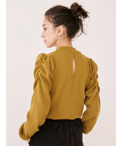 EVRIS(エヴリス)の「ショルダーギャザーボトルネックニットトップス(ニット/セーター・レディース・ブラック/パープル/アイボリー/マスタード・FREE)」の10枚目の写真